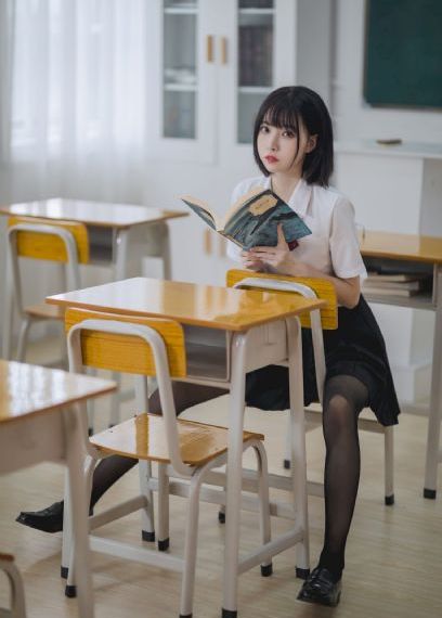 鲜肉小受被小攻啪哭打桩_4K天堂在线