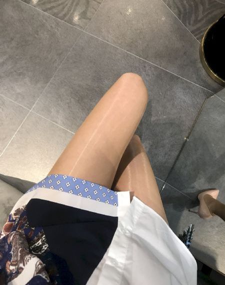 女教师在办公室被躁_高清全集免费播放